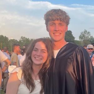 Meet your Posher, Hailey